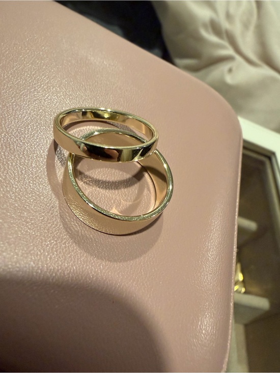Pavoi Jewelry - Elegant Gold Stackable Band Rings - Women Jewelry 18k gold plated size 9